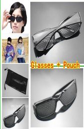 10pcs Gafas Pinhole 10pcs Gafas de sol negras bolsas de bolsas Osciendas de atención Vision Care Ejercicio de entrenamiento de gafas de entrenamiento 1179833