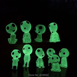 10pcs Princesse Mononoke Kodama Ghibli Anime Figure Esprit Elfe Résine Lueur dans l'obscurité Lumineux Poupées à collectionner Modèle de dessin animé Jouets 220720