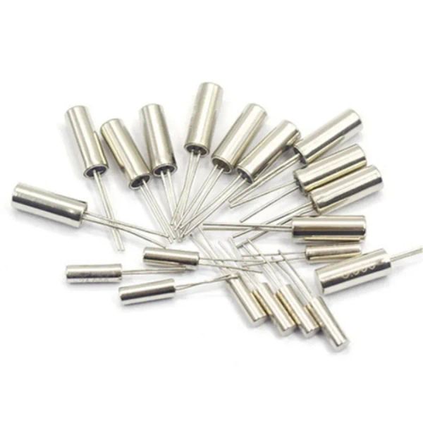 10pcs Cylindre d'oscillateur à cristal en quartz DT-38 3 * 8 mm 4.194304 4 6 8 12 16 18.9375 20 24 25 28.375 28.63636 33.8688 MHz