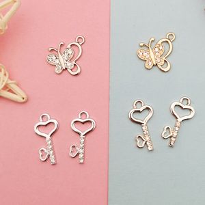 10 stks Rhinestone Lock Design Legering Charms Hangers Fit Armband Earring Drijvende Sieraden DIY Accessoires vinden