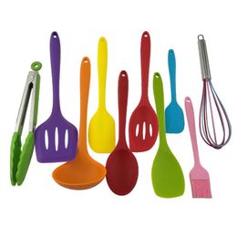 10pcs Ustensiles de cuisine en silicone cuire la poignée en bois sans bâton Ensemble de cuisine de cuisine rangement seau de gâteau en silicone outils ustensiles