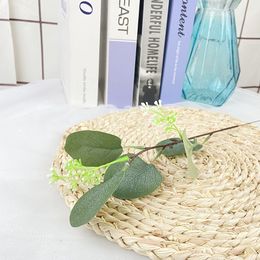 Enkele tak kunstmatige eucalyptus bladeren diy home bloemen boeket accessoires simulatie plant slaapkamer decor zijden gras