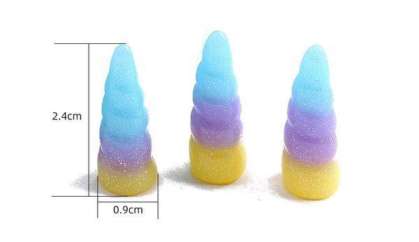 10pcs Slime Rainbow Unicorn remplissage pour la boîte de boue de boue transparente / moelleuse accessoires