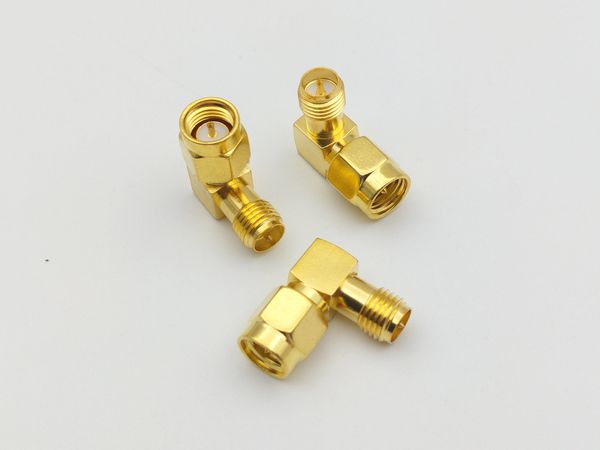 500PCS / lot SMA mâle à RP-SMA femelle jack angle droit en série connecteur RF