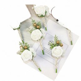 10pcs blanc rose fr épingles de corsage de mariage du marié booutnière coup de butt trous épingle hommes aciés de mariage de la fête de fête de réunion de la fête de la fête j9pc #