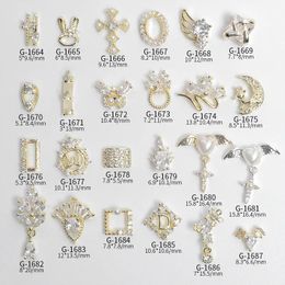 10PCSlot 3D Cross Wings Zirkon kristallen Legering S Jewelry Nail Art Decorations Nails Accessoires Charms Supplies G1644 240328