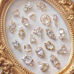 10pcslot 3d drop love ovale alliage nail art zircon perle cristal métal manucure bricolage ongles accesorios fournit décorations charmes 240426