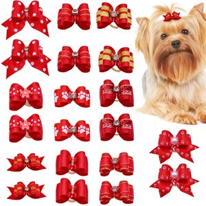 10pcslot à la main de petits cheveux faits à la main pour un chien en caoutchouc de chat bowknot boutique de la Saint-Valentin accessoires de soins animaux de compagnie 240418