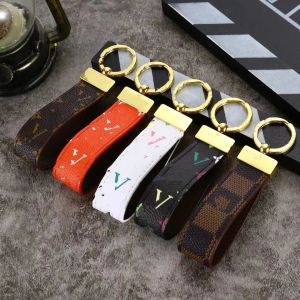 10 stijl PU lederen sleutelhanger ontwerper sleutelhanger gesp liefhebbers auto handgemaakte sleutelhangers mannen vrouwen tas hanger accessoires met logo