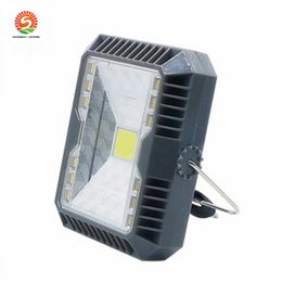 10W Outdoor Solar Small Hanging Lamp Flood Light LED Gazon Licht Waterdichte IP65 Outdoor Solar Camping Wandlamp