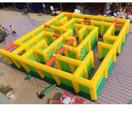 10x10x2m grote prijs opblaasbaar doolhof vierkante hindernisbaan buitenlabyrintspel voor kinderen en volwassenen