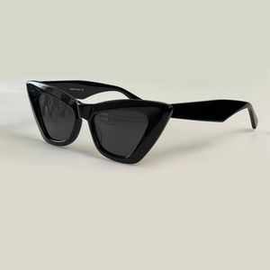 1101 Cat Eye Gafas de sol Negro Gris Lente Mujer Gafas de sol Sunnies Diseñadores Gafas de sol occhiali da sole Sunnies UV400 Gafas con caja