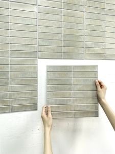 110pcs 3D Tile Autocollant auto-adadhésive Panneau mural et dosseret de bâton pour la cuisine étanche salle de bain 240415