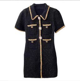 1122 L 2023 robe de défilé automne robe revers cou noir manches courtes marque même Style Empire femmes robe mode qianhe