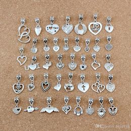 117 stks / partijen Antiek Zilver Gemengd Hart Dangle Charms Hangers Kralen Voor Sieraden Maken Bracelet Necklace Bevindingen