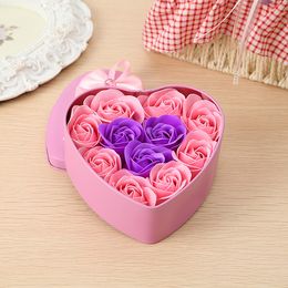 11pcs Soap Rose Flower Set voor Mother's Gifts With Metal Heart Shape Box Home Wedding Decoratie