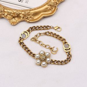 11style de luxe designer double lettre bracelet bracelet pour la mode femmes chaîne perle bracelets de charme marque lettre bijoux accessoire de haute qualité