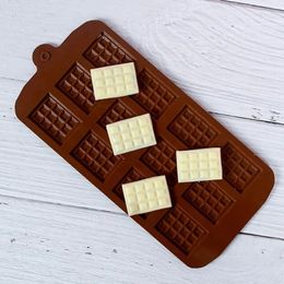 12 Même moule au chocolat Moule de silicone Fondant Waffles Moules DIY Candy Bar Moule de gâteau outils de décoration de cuisine Accessoires de boulange