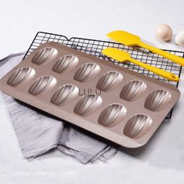 12 grilles antiadhésives en forme de coquille moule à gâteau moule à gâteau en acier au carbone casseroles à muffins Madeleines plats ustensiles de cuisson cuisine dessert HKD230828