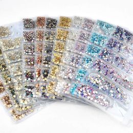 12 cuadrículas/colabas de uñas Rineas de giro plateado Diamante de taladro plano plano para esmalte de uñas UV Tamaño mixto Joyas de uñas Rainbow