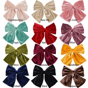 12 Pack Velvet Hair Cows Clips Girls 8inch Grand Grand Velvet Bows French Hair Barrets Accessoires vintage pour les adolescents Girls Femmes 240417