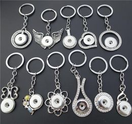 12 stuks Sleutelhanger Collecties 18mm Snap Knoppen Socket Charm Hanger Sleutelhanger Wings Flowers Heart Owl Marquise Mix Styles