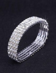 12 stuks lot 4 rij kristal diamante strass elastische bruids armband armband rek hele bruiloft accessoires voor vrouwen7268585