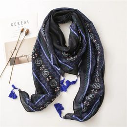 120 * 120 Écharpe carrée en lin en coton avec des femmes piétonnes mode bohème imprimé foulard Foulard 240416