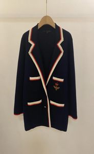 120 2021 Spring Marque Same Robes de manteau de style régulier Button Button Bounque à couche Mode Casual Coat de haute qualité Moyingu6945576
