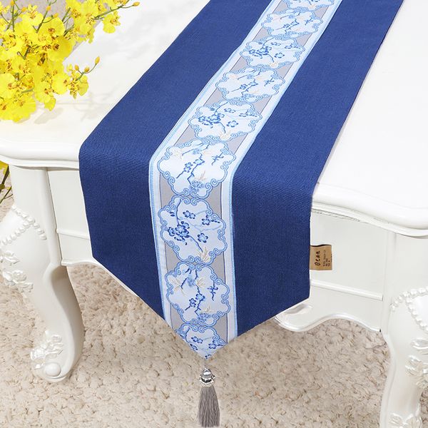 Chemins de table élégants brodés extra longs de 120 pouces pour la décoration de table de fête de Noël de mariage Nappe de table en lin de coton 300 x 33 cm