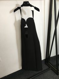 1206 2024 Milan Runway-jurk Pring herfst spaghettibandje mouwloos boven de knie zwart merk dezelfde stijl damesjurk mode hoge kwaliteit 20239633