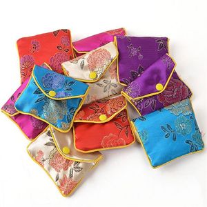 120pcs Floral Zipper Coin Purse Souch Sacch Sacs-cadeaux pour bijoux Sac en soie Pouche de carte de crédit chinois 6x8 8x10 10x12 cm Whol272C