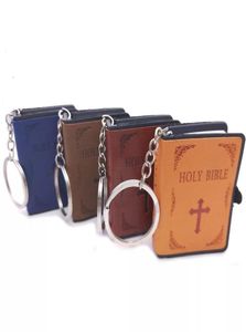 120pcslot Mini porte-clés Bible en cuir pour cadeaux 2020new016172456