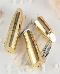 121 mm doe -het -zelf lippenbals buizen zelfgemaakte batom schoonheid luxe gouden lippenstiftcontainers lege cosmetische gereedschap reisfles 20 stks8589812