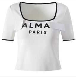 1226 2022 Piste Printemps Marque Même Style Pull À Manches Courtes Col Ras Du Cou Mode Noir Blanc Pull Rayé Vêtements De Haute Qualité Femmes YL