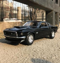 124 1969 Ford Mustang Boss 429 Auto -simulatie Legering Auto Model Crafts Decoratie Collectie Tool Tools Gift206K9572620