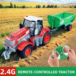 124 RC Farmer Toys Set Tractor Trailer avec phare LED 24g Télécommande Car camion de voiture Simulator pour enfants Gift Kid Gift 240417