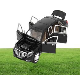 124 Modèle de jouet pour Mercedes Maybach S600 Limousine Diecast Metal Model Cart Toy for Children Christmas Gift Toy Car Collection T2009098693