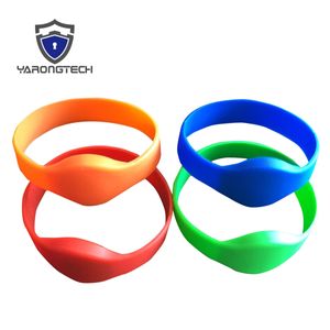 Bracelet en silicone RFID 125Khz en lecture seule pour taille adulte Puce EM4100 Pour contrôle d'accès x 10 pièces