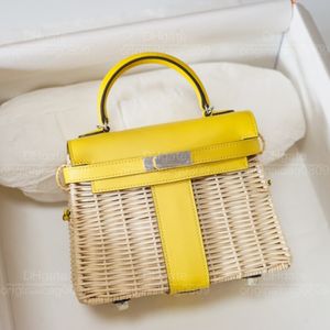 12a 1: 1 Bolsos de lujo de lujo de diseño de alta calidad Bolsas de caña de bambú de picnic de 20 cm de 20 cm bolsas de caña de bambú a mano con caja de lujo amarillo a mano con caja original.