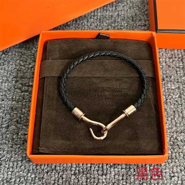 12a Mirror Calidad Diseñadora Pulsera Mujeres Bangle Nuevo gancho curvado La pareja tejida de cuero puede hacer el mismo tamaño para hombres y mujeres el brazalete