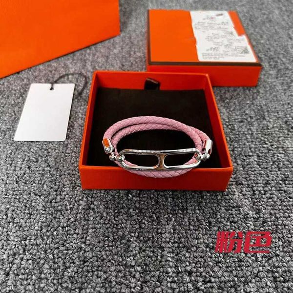 12a Mirror de calidad Pulsera de diseño Mujeres Bangle Amor de cerdo Nariz de cerdo apilada Pulsera de cuero de doble capa tejida con hebilla magnética de cobre personalizada