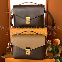 12A Espejo Calidad Diseñador Pequeño Metis Flap Bag 25 cm Marrón Recubierto Lona Pochette Para Mujer Lujos Bolsos Messenger Clutch Monedero Crossbody Bolsa de correa de hombro