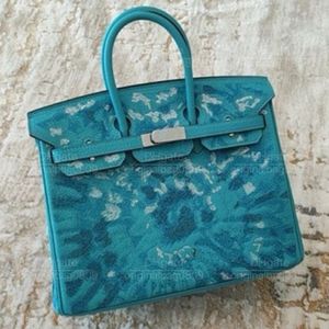 12a Topkwaliteit Designer Luxe handtassen Niche -borduurreeks Series Creative Design Origineel lederen Pure hand genaaid 25 cm blauwe borduurbakken Tote -tassen met prachtige doos.