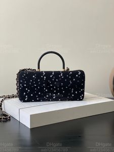 Sac de luxe de qualité supérieure 12A Classic Brand Brand de marque de bobs crossbody féminin printemps en laine avec une chaîne de quincaillerie exquise du sac de banlieue minimaliste décontracté d'été avec boîte-cadeau.