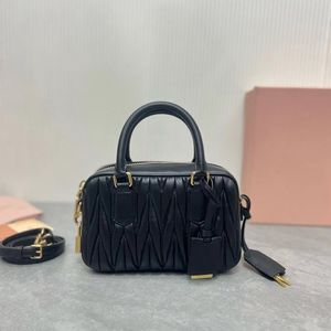 12a Upgrade Mirror Quality Designer Bowling Bag Mini Lambskin Tassen Dames echte leer gewatteerde portemonnee Zwartgreep Handtas Crossbody Schouderriemtas met doos