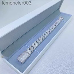 12 mm 2 lignes micro-pavées Vvs Lab Labor Diamond Link Iced Out Sier Moisanite Cuban Bracelet FBCQ