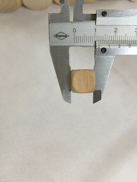 12mm Mini grabado dados en blanco dados de madera divertidos juguetes hechos a mano DIY cubo juego entretenimiento juguete educativo de alta calidad # B27