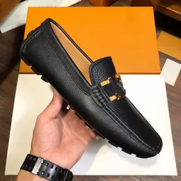 12model Nieuwe Italiaanse Herenschoenen van hoge kwaliteit Designer Loafers Casual Herenschoenen Luxe lederen instappers Britse stijl Gestreepte zachte schoenen Mocassins