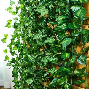 12pcs plantes artificielles de vigne faux lierre suspendu guirlande pour la fête de mariage maison bar jardin décoration murale extérieure 210624
